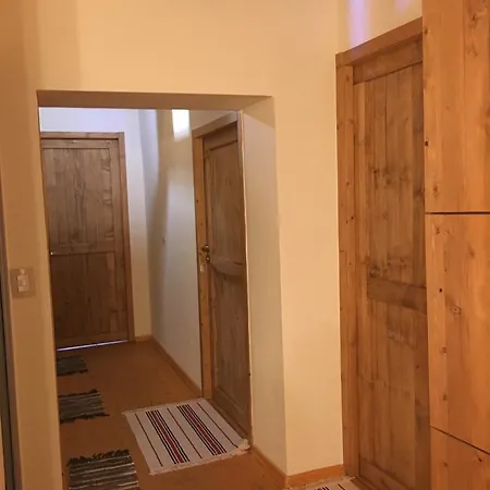 And Hani I Fisnikut * Gjirokastër