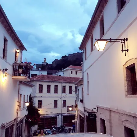 And Hani I Fisnikut Gjirokastër