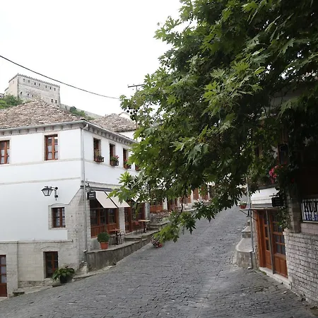 And Hani I Fisnikut Gjirokastër