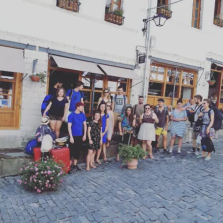 And Hani I Fisnikut بيت شباب Gjirokastër